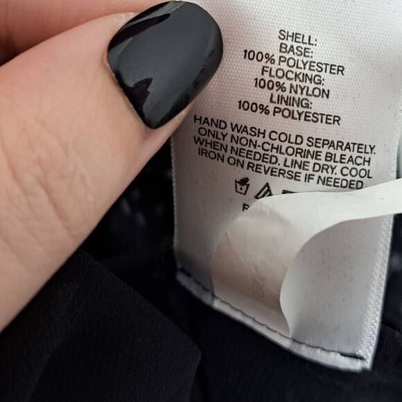 Express Women's Polka Dot Print Puff Sleeve Blouse size Medium - Picture 7 of 7